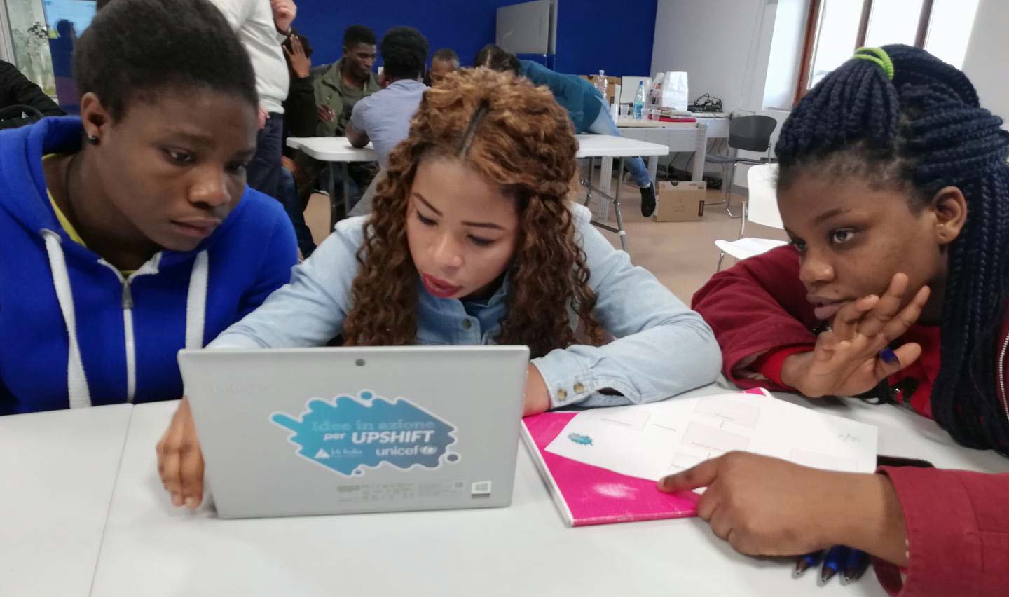 Young migrants get support through UNICEF's UPSHIFT program