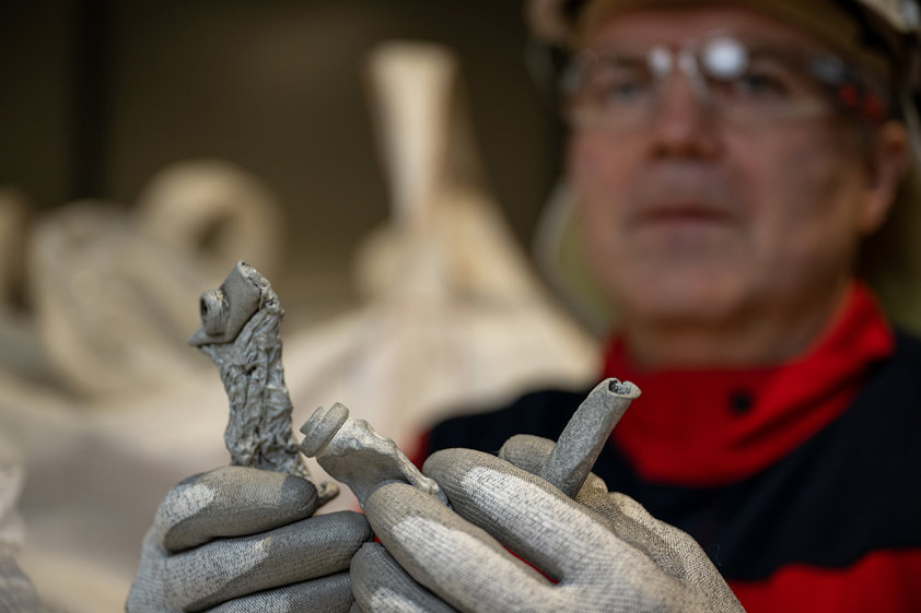 Old caviar tubes becomes new, low-carbon aluminium after recycling