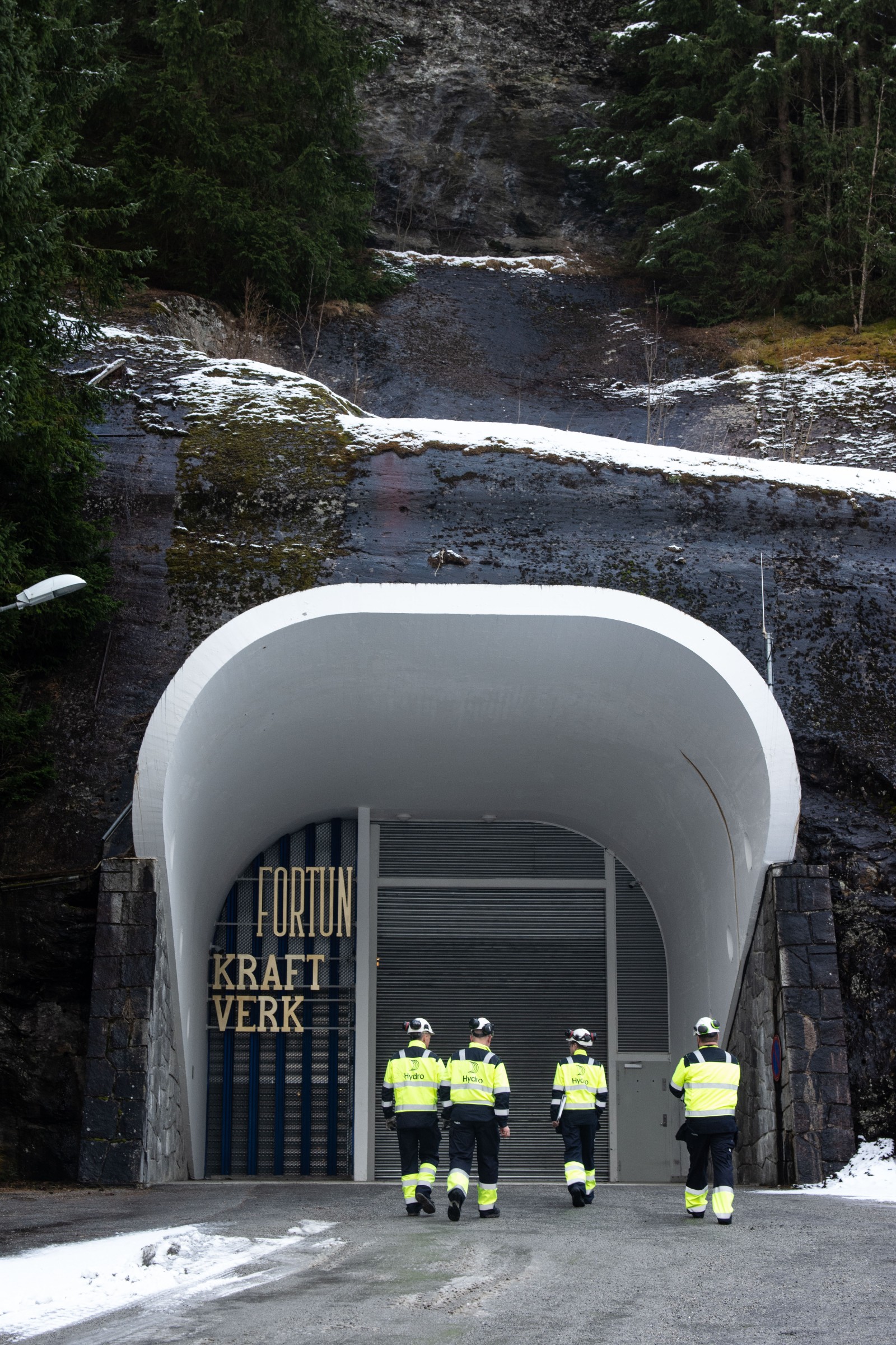 entrance to the mountain hall of fortun power plant