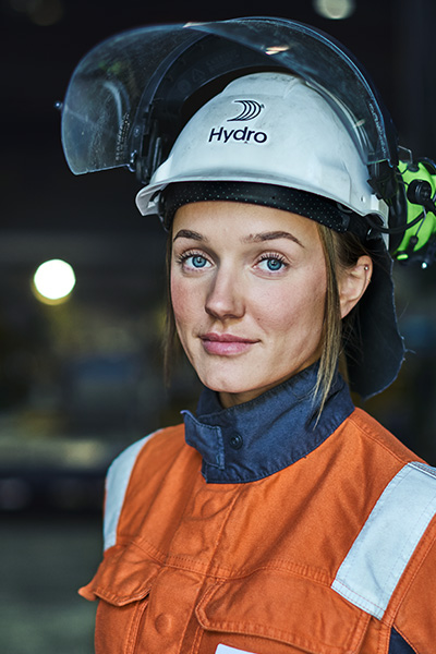 Image of a female Hydro employee from Norway
