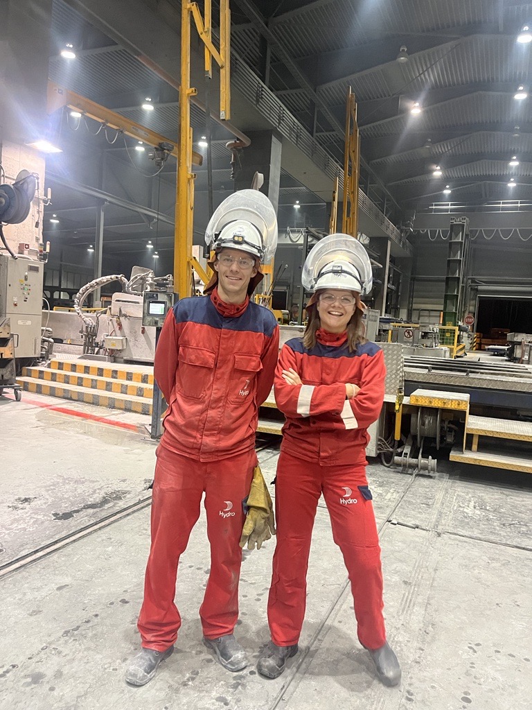 Jacob Emil Tønnesen and Marte Stamland at the casthouse in Årdal